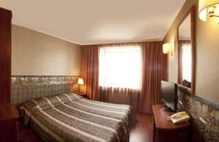 Отель Aneli Hotel Банско Двухместный номер с 1 кроватью или 2 отдельными кроватями-5